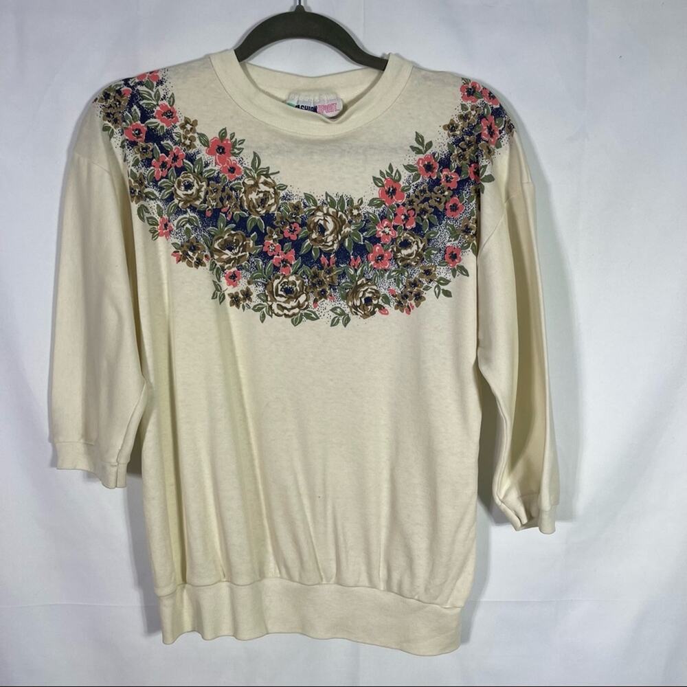 Vintage, Fashion Spirit. Floral Shirt, Size Medium. In excellent condition!